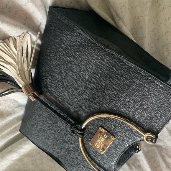 BEBE HANDBAG FOR SALE - Picture 2 of 6